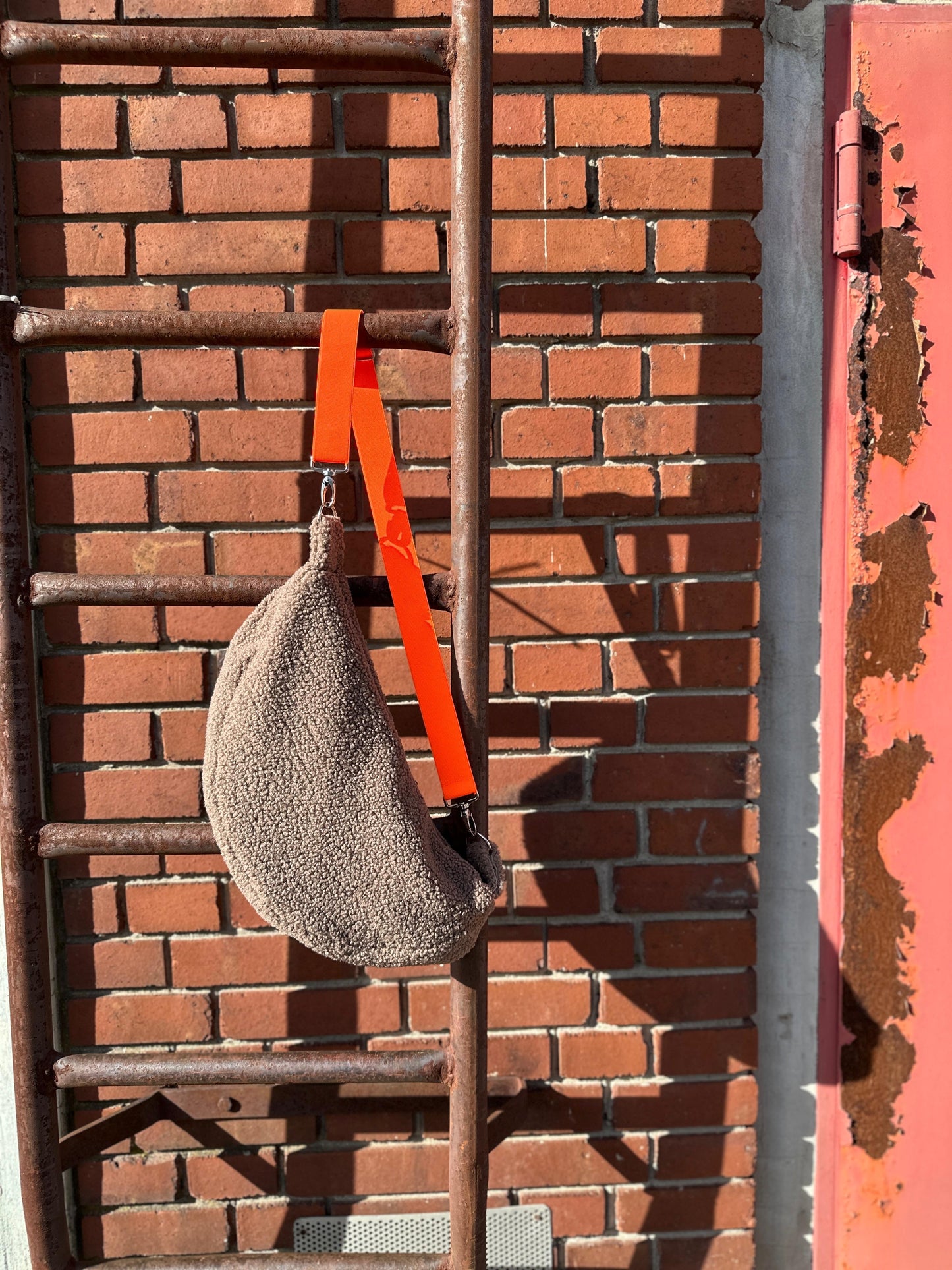 CROSSBODY BAG - TEDDY MOCHA + NEON ORANGE