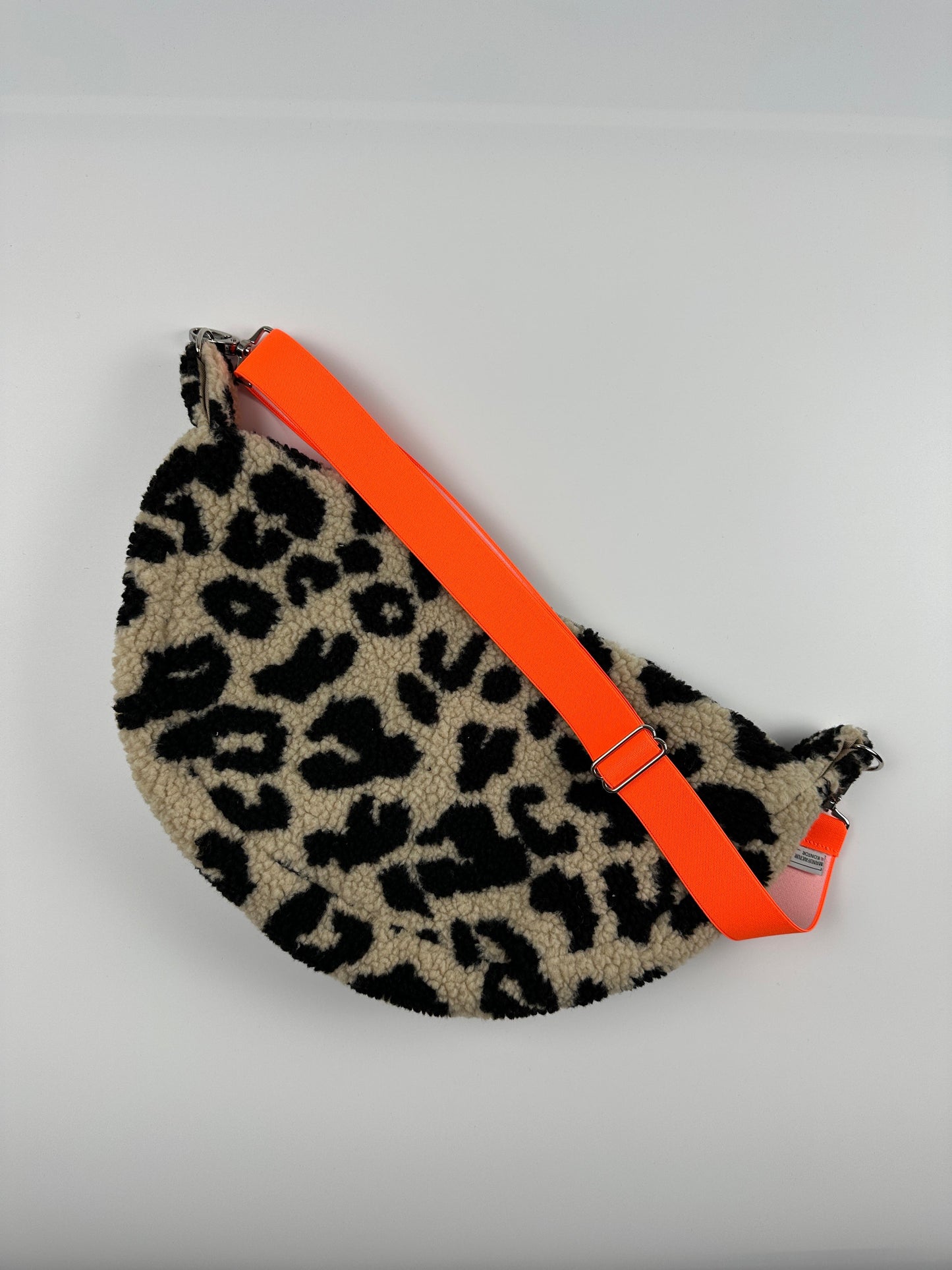 CROSSBODY BAG - LEO SAND + NEON ORANJE