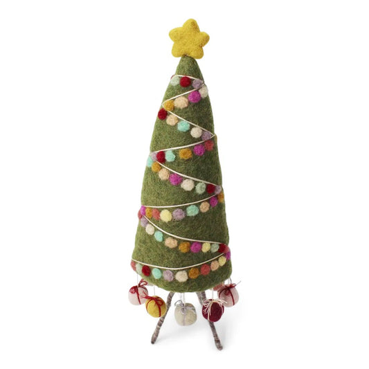 großer Weihnachtsbaum mit Geschenken