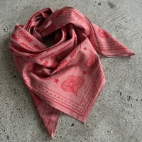 LENIKA X BWG AMORE Paisley Scarf pink / red